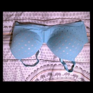 Victoria Secrets T-shirt bra